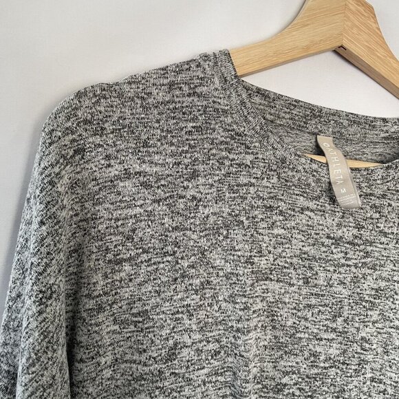 Athleta Womens Gray Heathered Long Sleeve Knit Top Size M Rayon & Spandex Blend - Picture 2 of 7